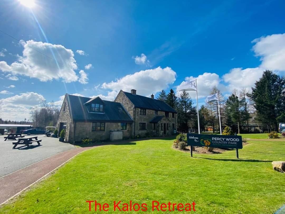 The Kalos Retreat - Hot Tub Lodge With Free 18 Hole Golf Course Swarland 外观 照片