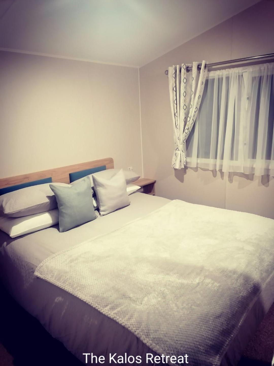 The Kalos Retreat - Hot Tub Lodge With Free 18 Hole Golf Course Swarland 外观 照片